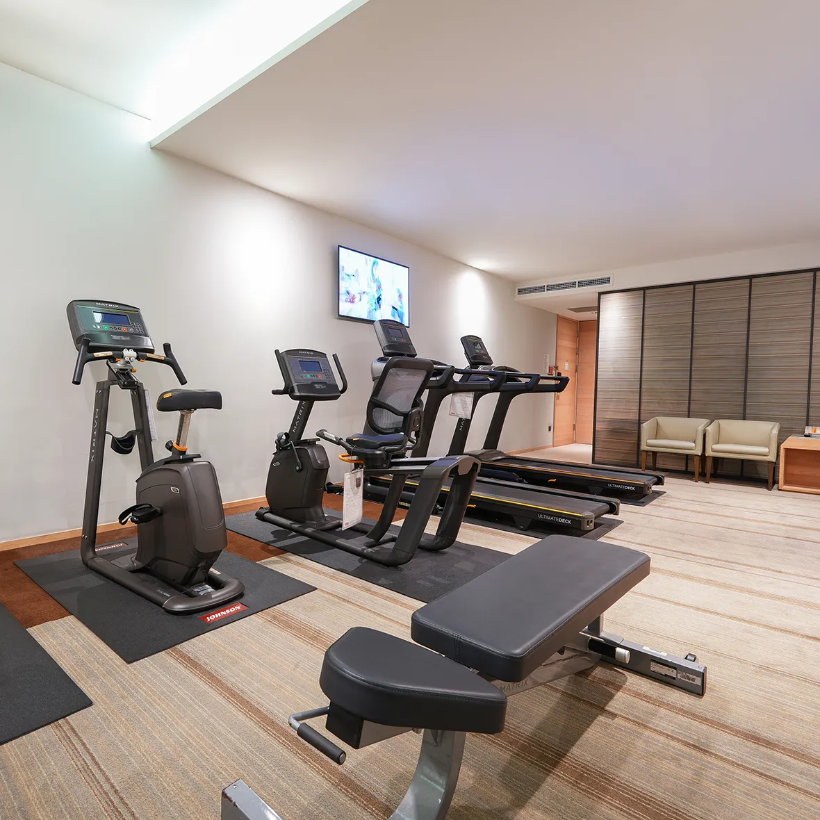 HOTEL COZZI和逸飯店│官網最優惠│線上快速訂房